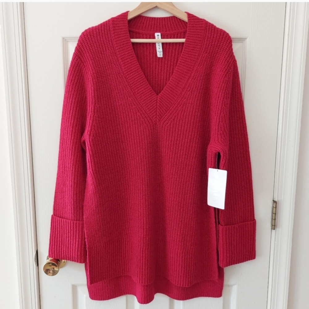 Athleta shasta v-neck sweater